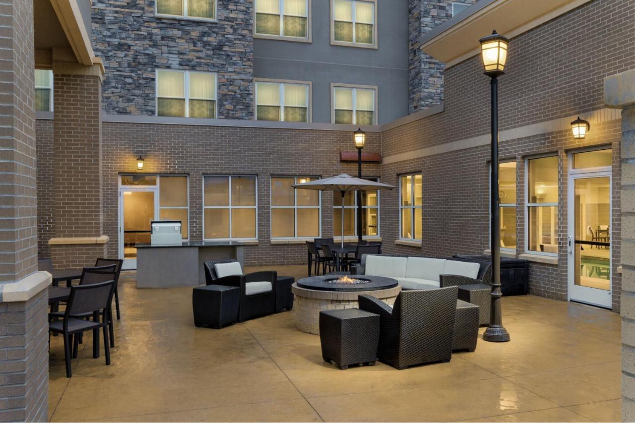 Residence Inn By Marriott Kansas City At The Legends Εξωτερικό φωτογραφία